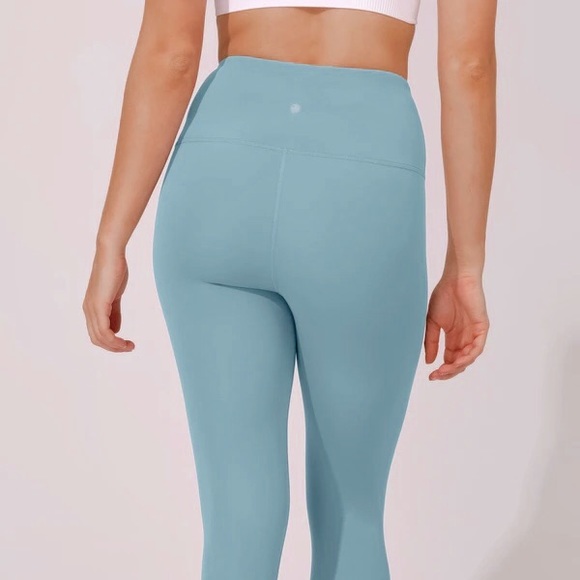 Yogalicious High Waist Capri Blue Grey Leggings Size S - Picture 2 of 9